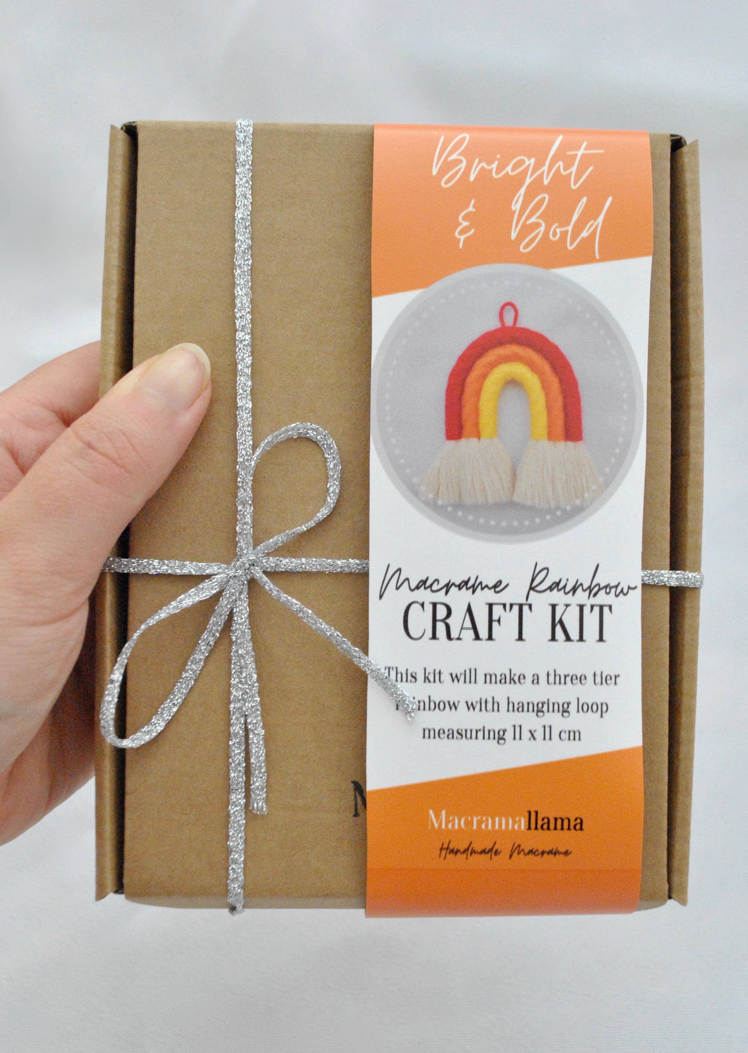 Macramallama - Vente Kit de bricolage - Kit d'artisanat arc-en-ciel en macramé brillant et audacieux9