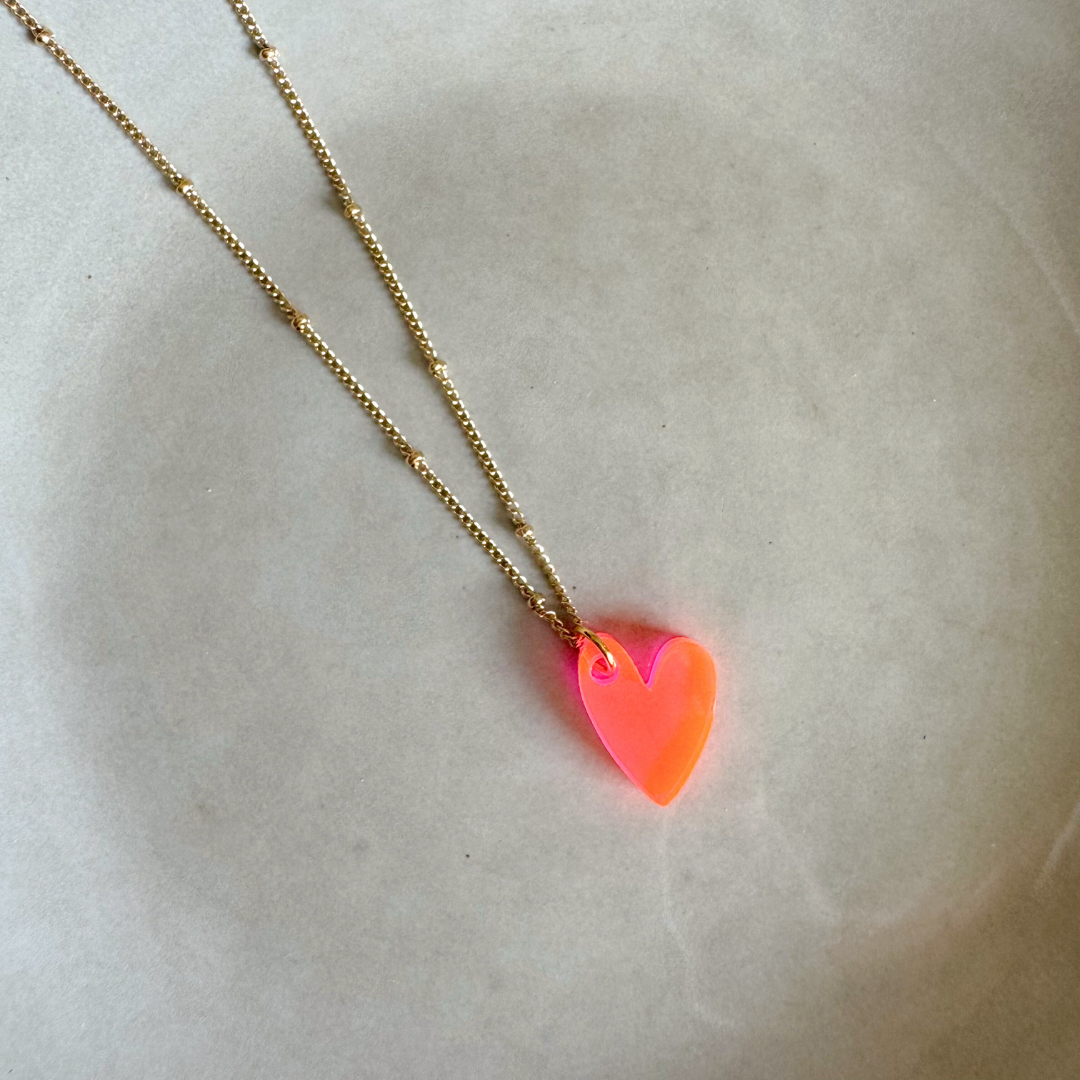 vanMauZ - Wholesale Pendant/Charm Necklace - Lume Charms Necklace | Heart Neon Pink1