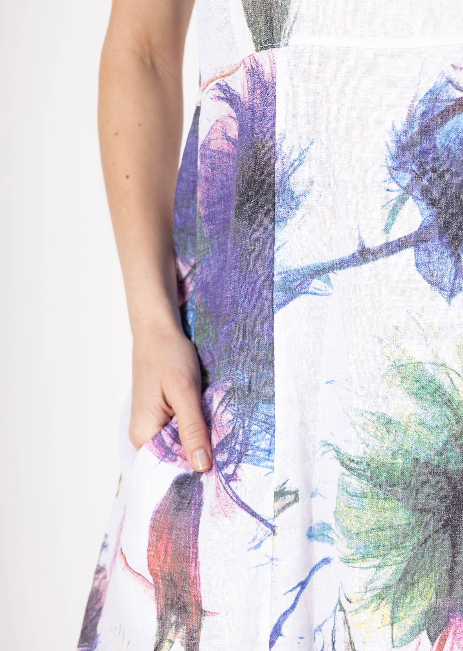 LINEN & COTTON HOUSE - Wholesale Dress - Women's - LINEN DRESS 322 FLOWERS22