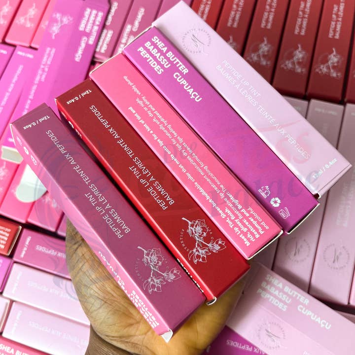 Deegoddesswholesale – Bálsamo labial por atacado – 50 unidades Bálsamo Labial Brilhante com Peptídeos de Marca Própria6