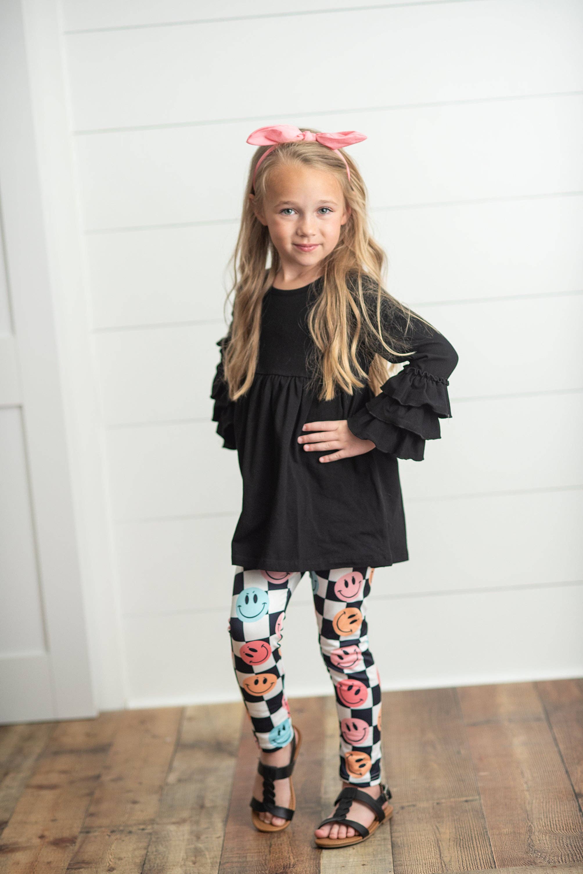 Adorable Sweetness - Wholesale Top & Leggings Set - Kids - Kids Black & White Check Smiley Face Ruffle Top Leggings Set5