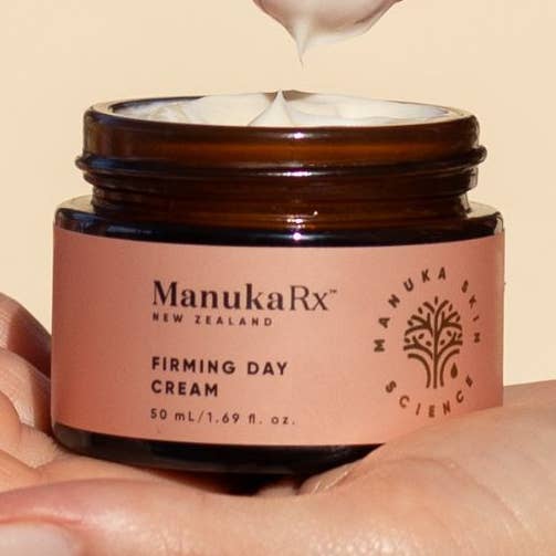 Uppstramande dagkräm 50ml för wholesale av ManukaRx Skincare