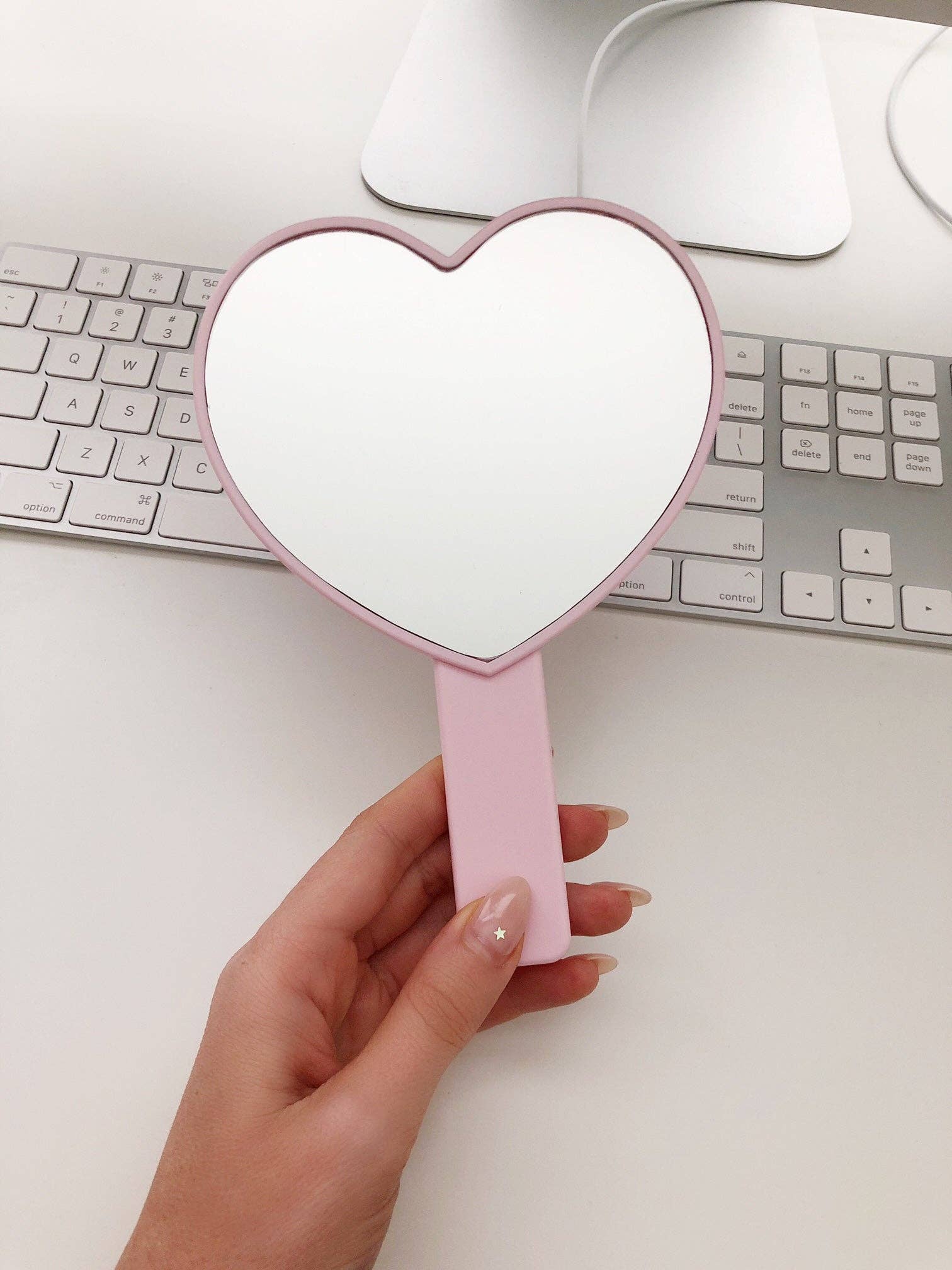 Kiramoon - Wholesale Compact Mirror - "Work Your Magic" Heart Mirror6