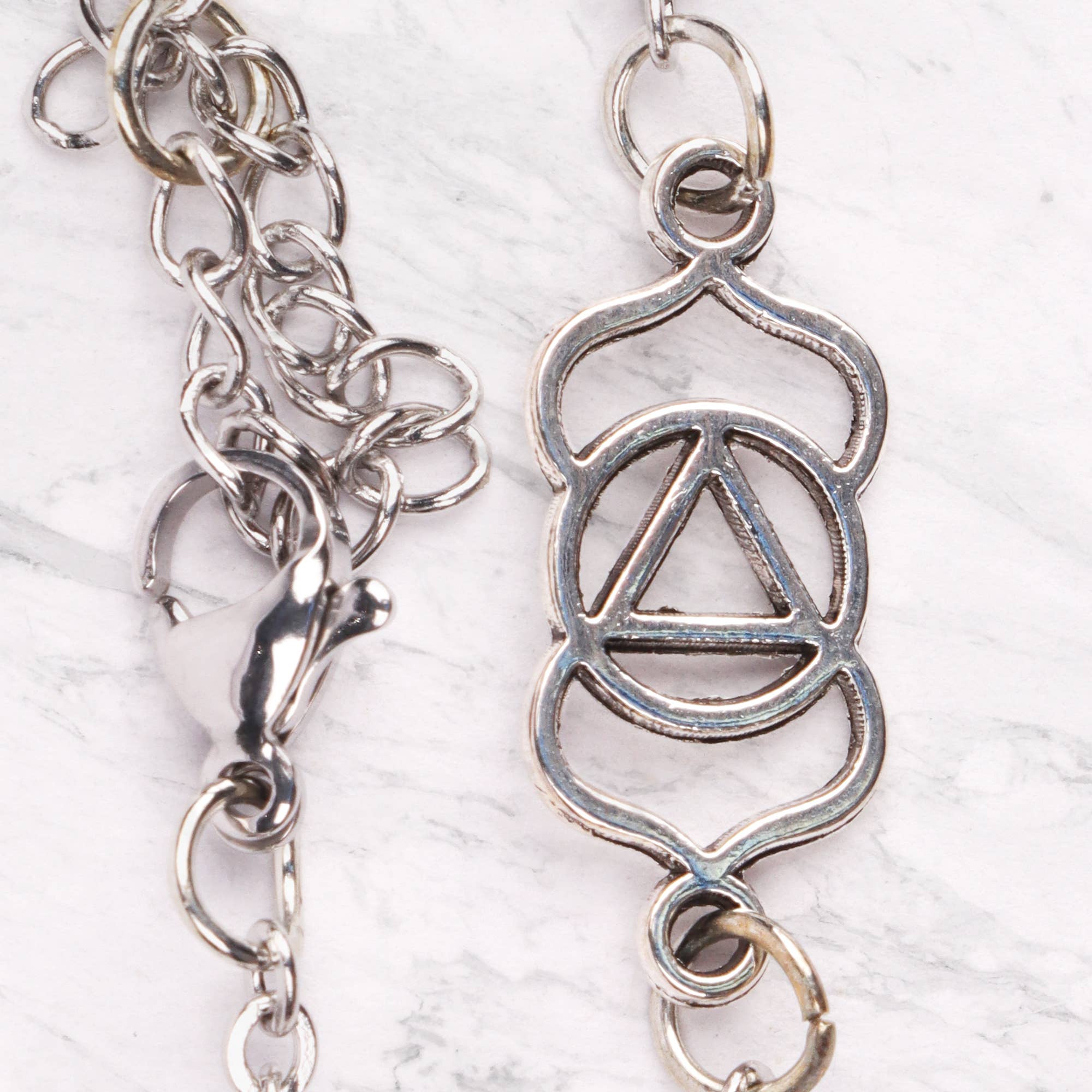 Myga – wholesale Berlockarmband – Seven Chakra-armband med justerbar kedja och chakra-berlock15