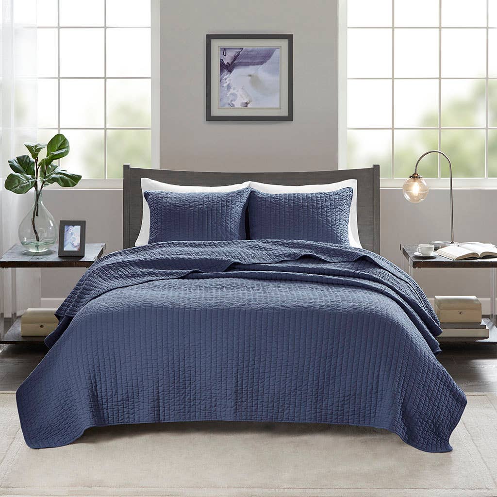 Olliix - Wholesale Bedding Set - Navy Solid Farmhouse Reversible Quilt Set5