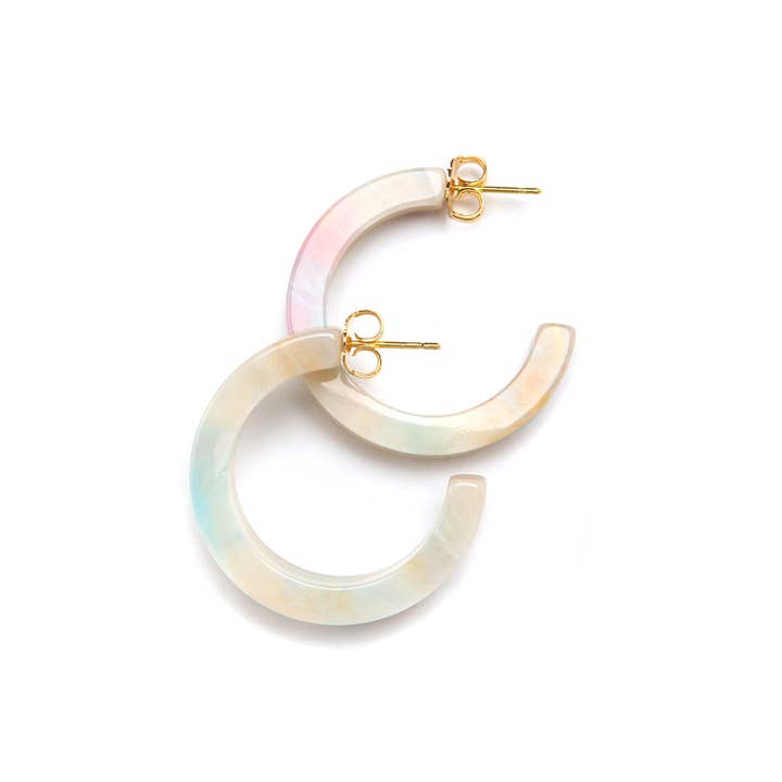 Boucle d'oreille Fia Dream pour la vente par PONO by Joan Goodman