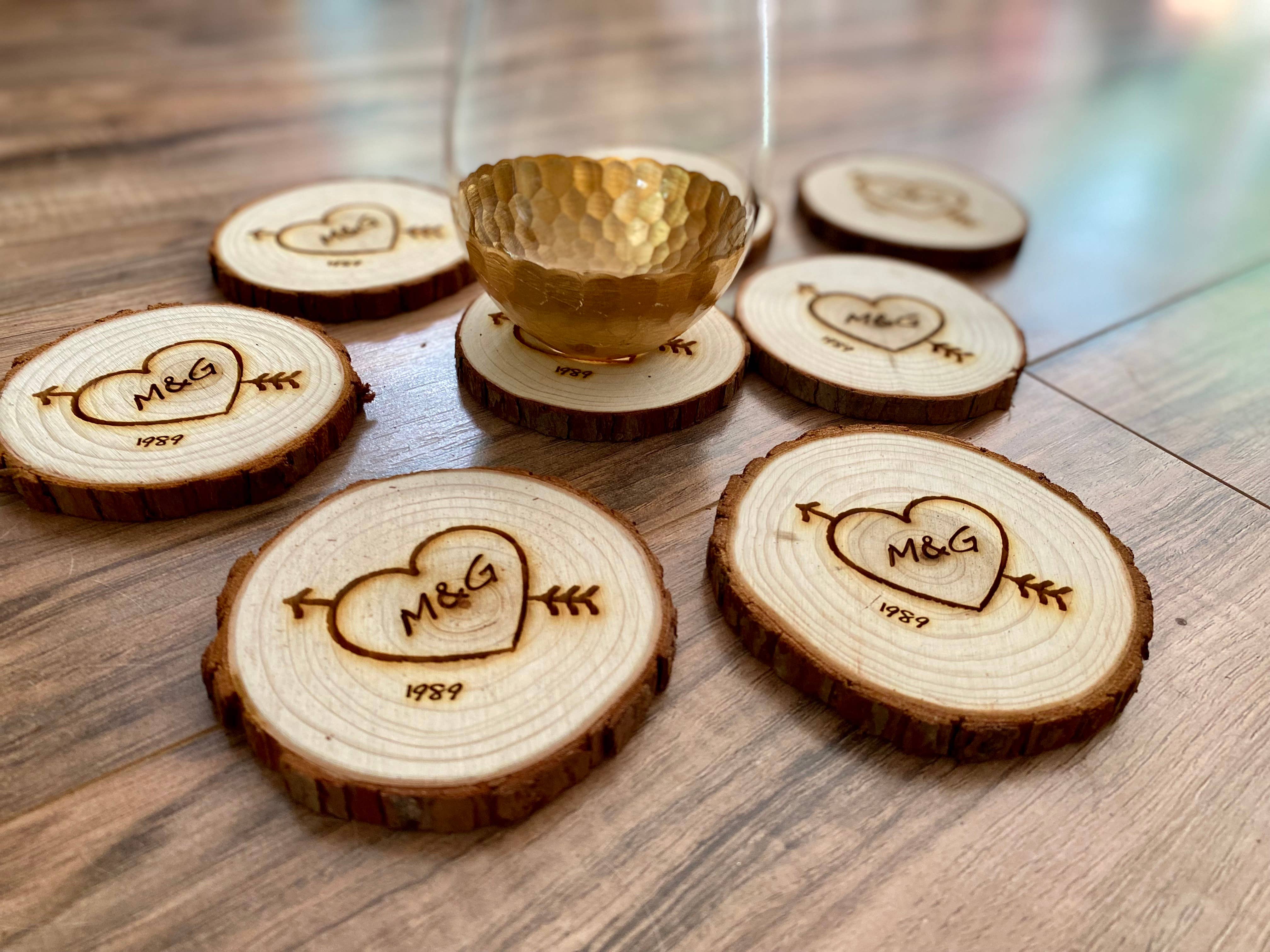 Munsell Made – wholesale Party gift – Engraved Wood Slice Wedding Favors - Heart & Arrow Design4