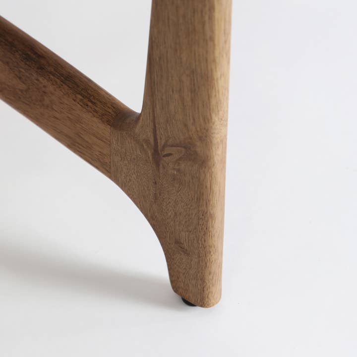 Kodu – Engroshandel Tebord – Sofabord i mangotræ med brun farve, 80 x 80 x 4 cm3