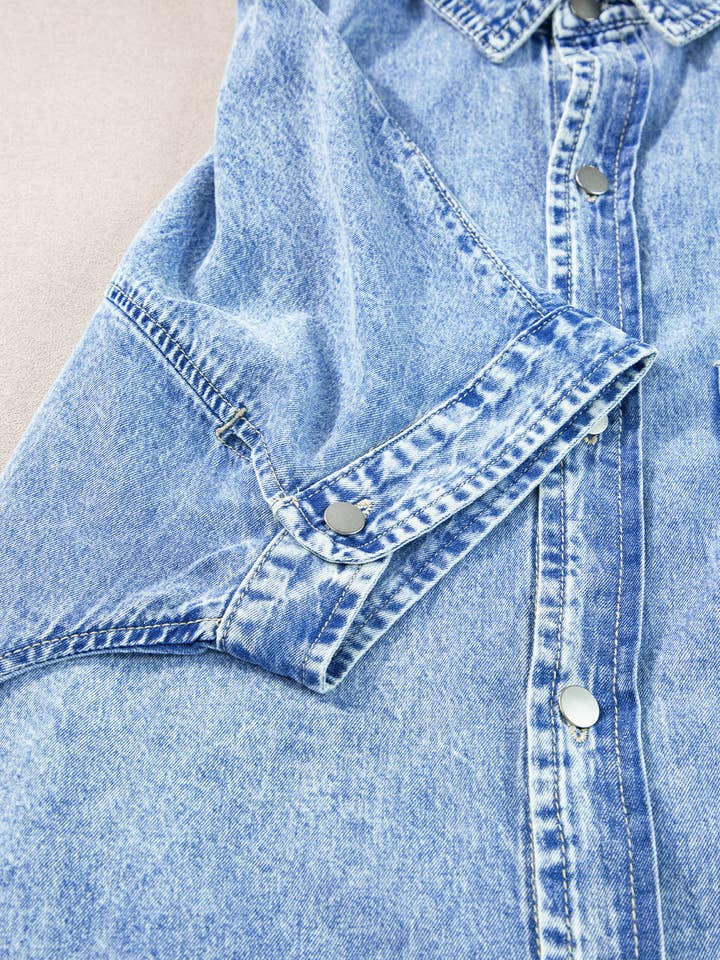 Light Blue Loose Medium Wash Chambray Dress with Short Sleeves for wholesale on Faire19