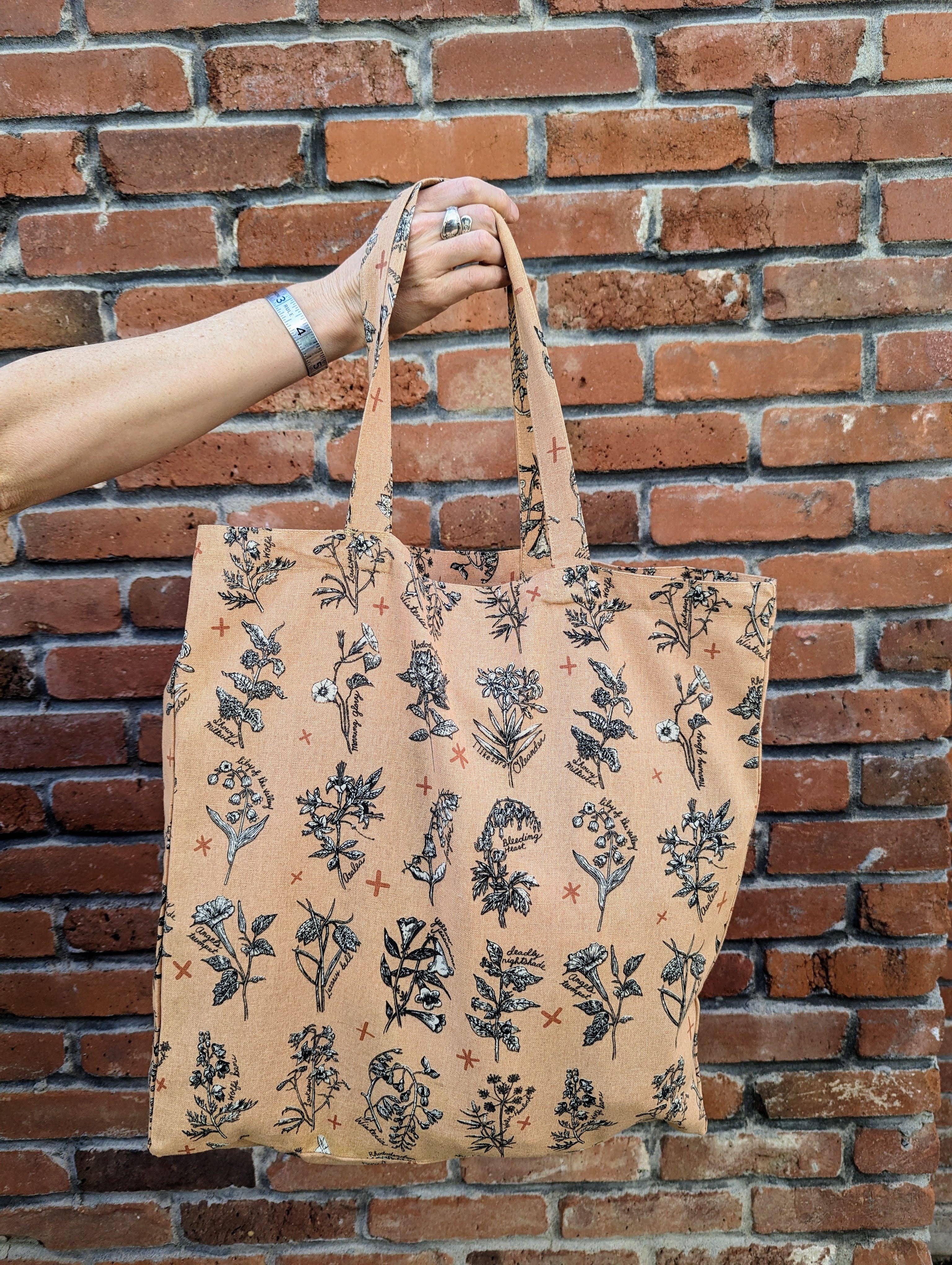 ilikesara | art + goods - Venta al por mayor Bolsa de asa- Mujer - bolso tote | flores fatales - bolso tote de lona serigrafiado con flor venenosa rosa10