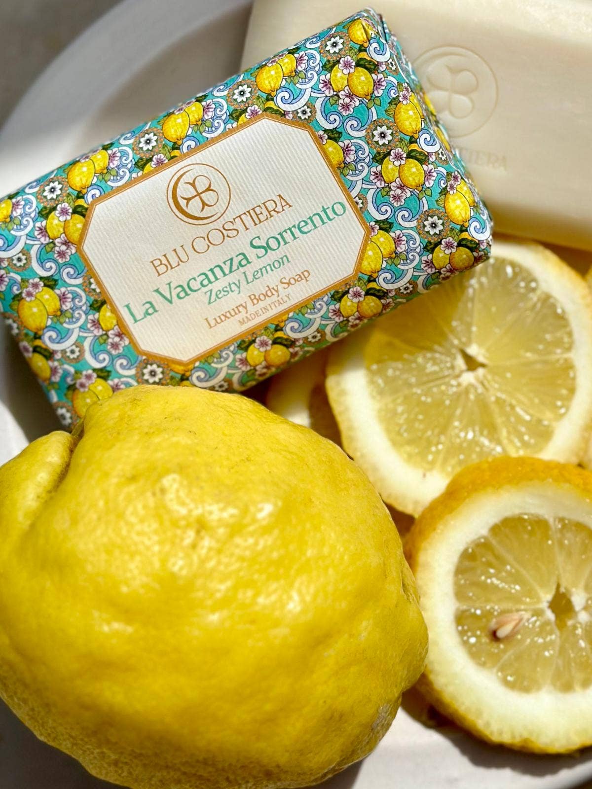 Blu Costiera - Vente Pains de savon - Savon corporel La Vacanza Sorrento au citron et tamarin1