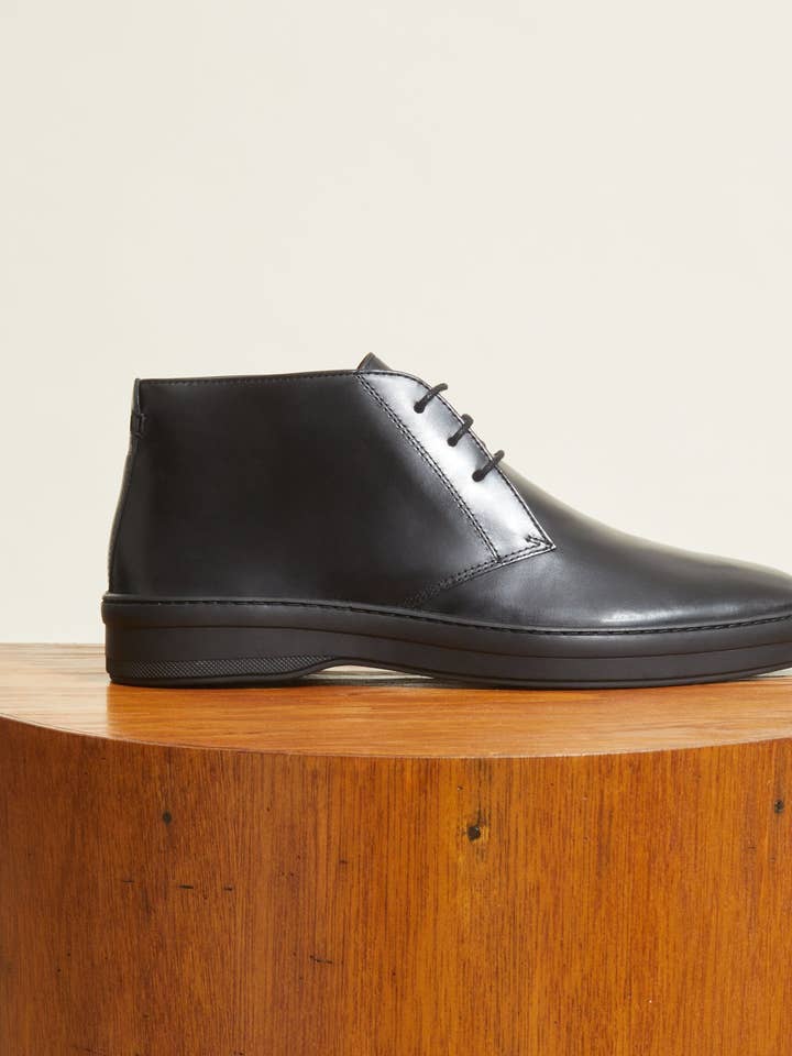 Reade Herren Chukka-Stiefel - Handgefertigt in Portugal für den Großhandel von Jack Erwin