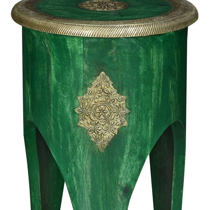 Lavish Touch Moda Table for wholesale by Pelicano