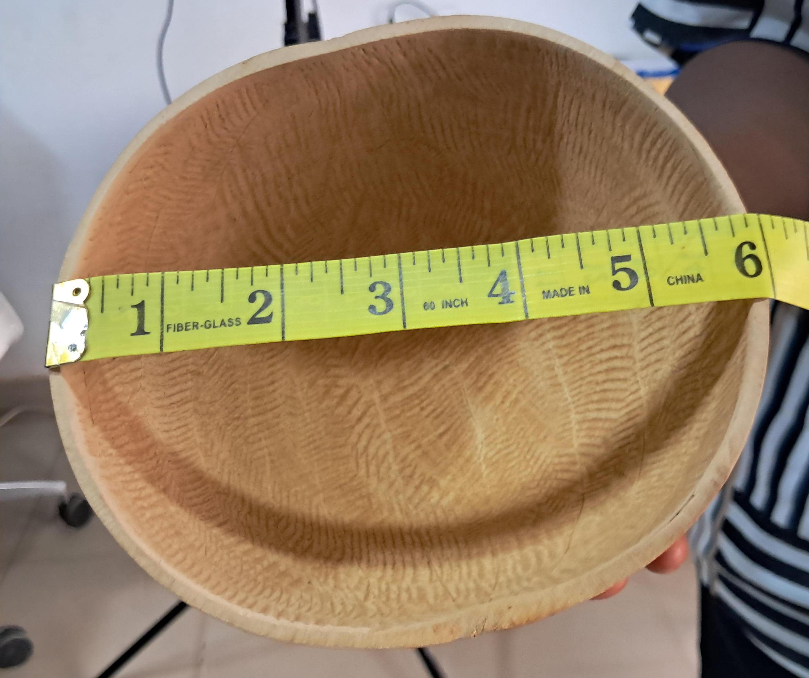 MadeinGhanaShop - Wholesale Decorative Plate/Dish/Bowl - Calabash from Ghana - 20 pieces3