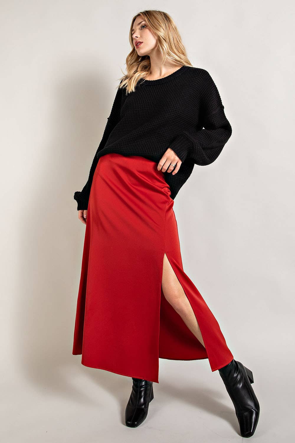 FSL Apparel - Wholesale Skirt - Women's - IS8028 - SATIN FLARED SKIRTS WITH SIDE SLIT1
