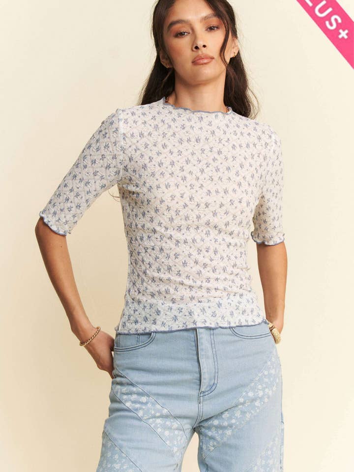 HVID/BLÅ MULTI PLUS BLONDE STRÆK FLORAL MARROW KANT STRIKTOP for engroshandel på Faire2