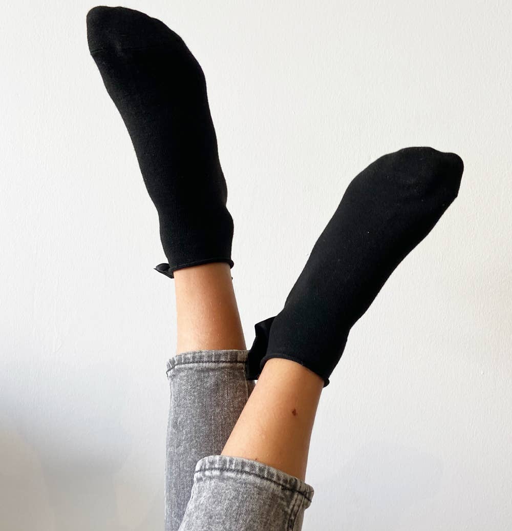 sockette - Wholesale Socks - Women's - Elisa Black socks with a bow4