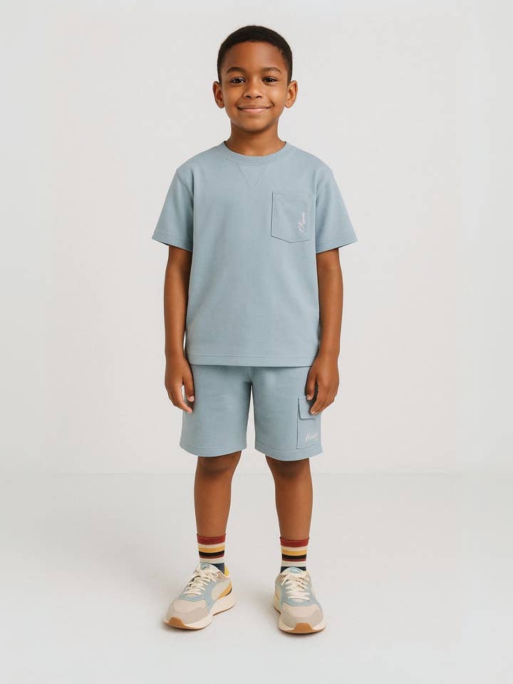 Men Light Blue Cotton Short Sleeve T Shirt and Cargo Shorts Set for wholesale by Minoti sp. z o.o.