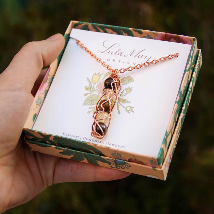 Collar envuelto en alambre de cristal plexo solar para venta al por mayor de Lula May Design