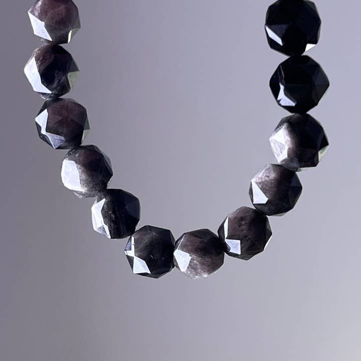 Ninaouity - Wholesale Beaded Bracelet - Third Eye Chakra Silver Sheen Obsidian Crystal Bracelet