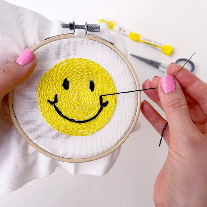 Smiley Face 4" embroidery kit for wholesale by Penguin & Fish