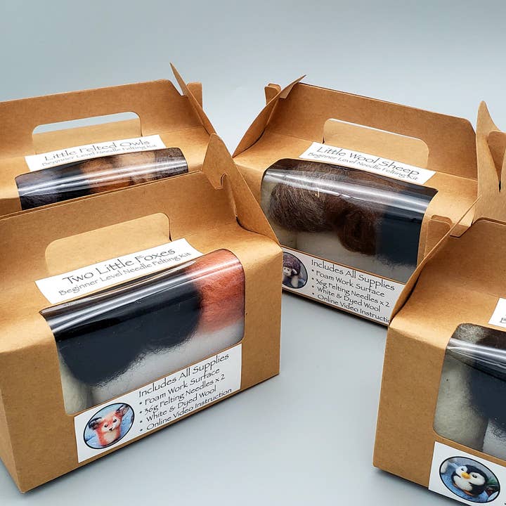 Wooliza Fiber Arts - Wholesale DIY Craft Kit - Two Little Foxes - Beginner Needle Felting Kit2