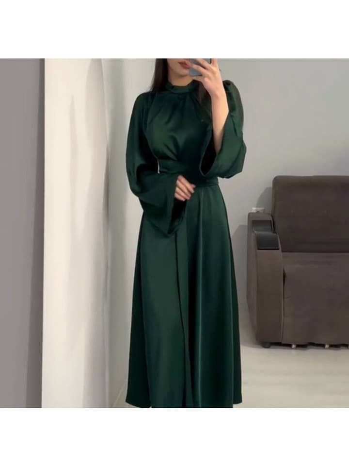 pinkblu02 – wholesale Klänning - Dam – Midiklänningar med lång ärm och enfärgat midjeband1