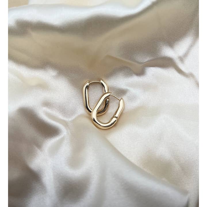 Howard's - Wholesale Hoop Earrings - Link Huggie Hoop Earrings7