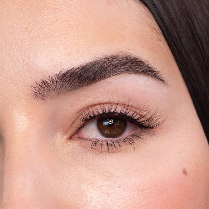 Bali Lash – wholesale False/fake eyelashes – Brisa Pre trimmed Vegan False Lashes