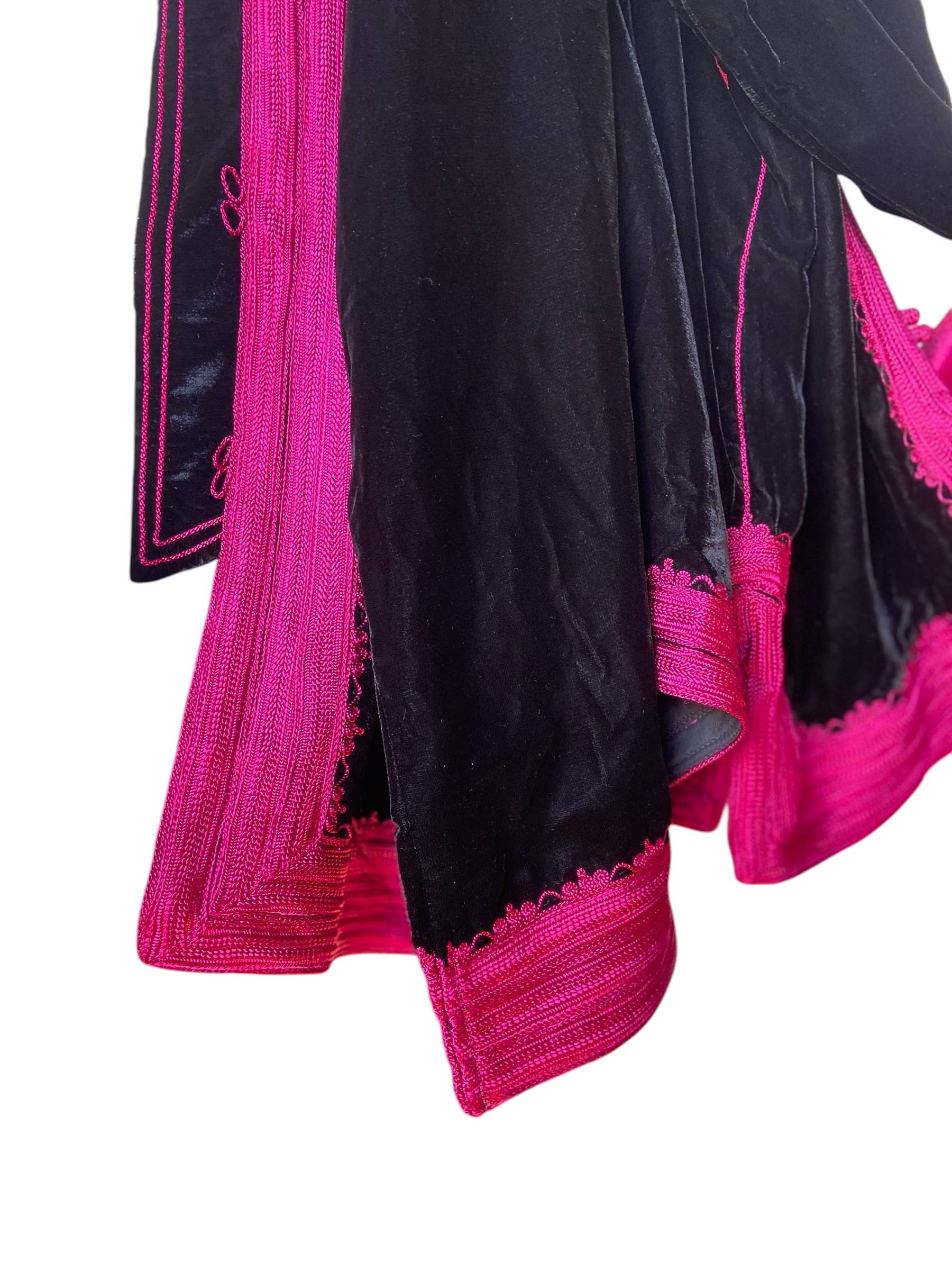 Teod’amar Venezia - Wholesale Jacket - Women's - Marco Polo jacket in black and fuchsia1