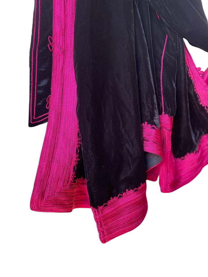 Teod’amar Venezia - Wholesale Jacket - Women's - Marco Polo jacket in black and fuchsia1