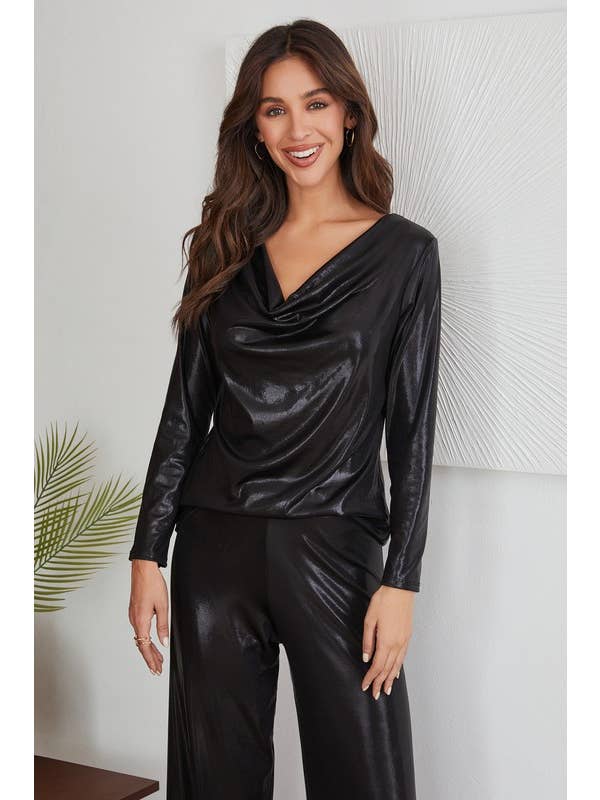 Negro TOP METÁLICO DE MANGA LARGA CON CUELLO VUELTO (7139-METALLIC) de venta al por mayor en Faire