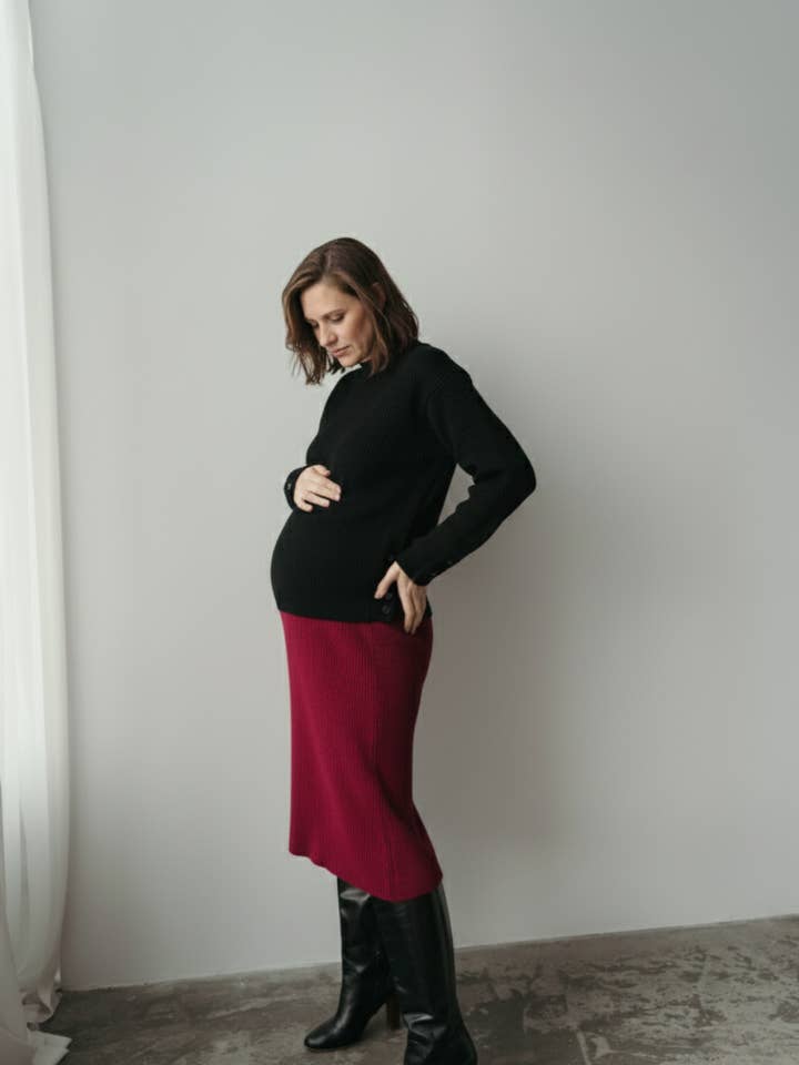 Charlotte - Burgundy Maternity Skirt for wholesale by Solveig