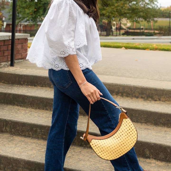 Jen & Co. - Wholesale Crossbody Bag - Women's - M2669 Daisy Half-Moon Rattan Crossbody w/ Vegan Leather Contrast
