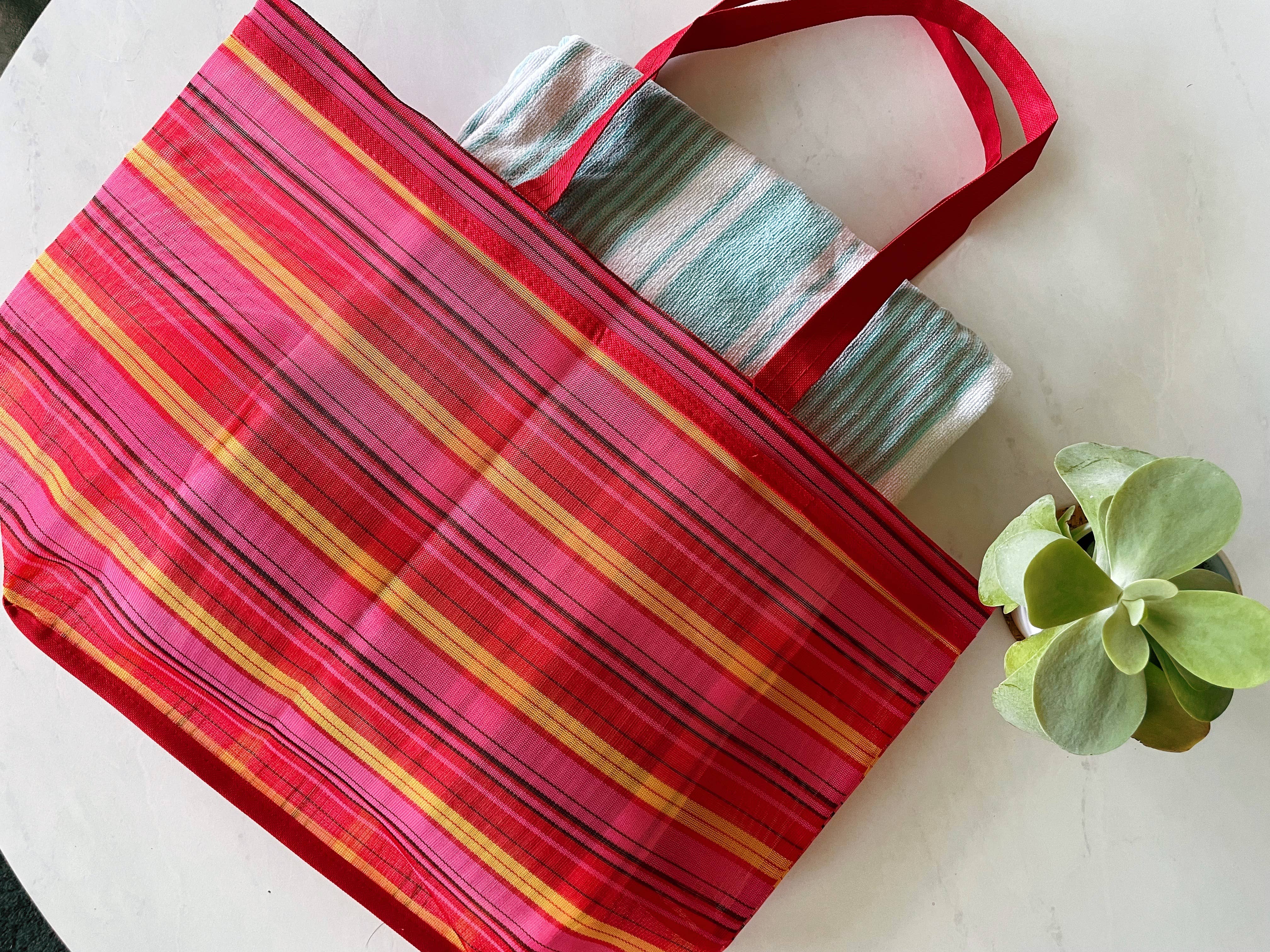 Pura Vida - Vendita all'ingrosso Borsa da spiaggia - Borsa da spiaggia in tessuto con cinturino in plastica 15x20 pollici10