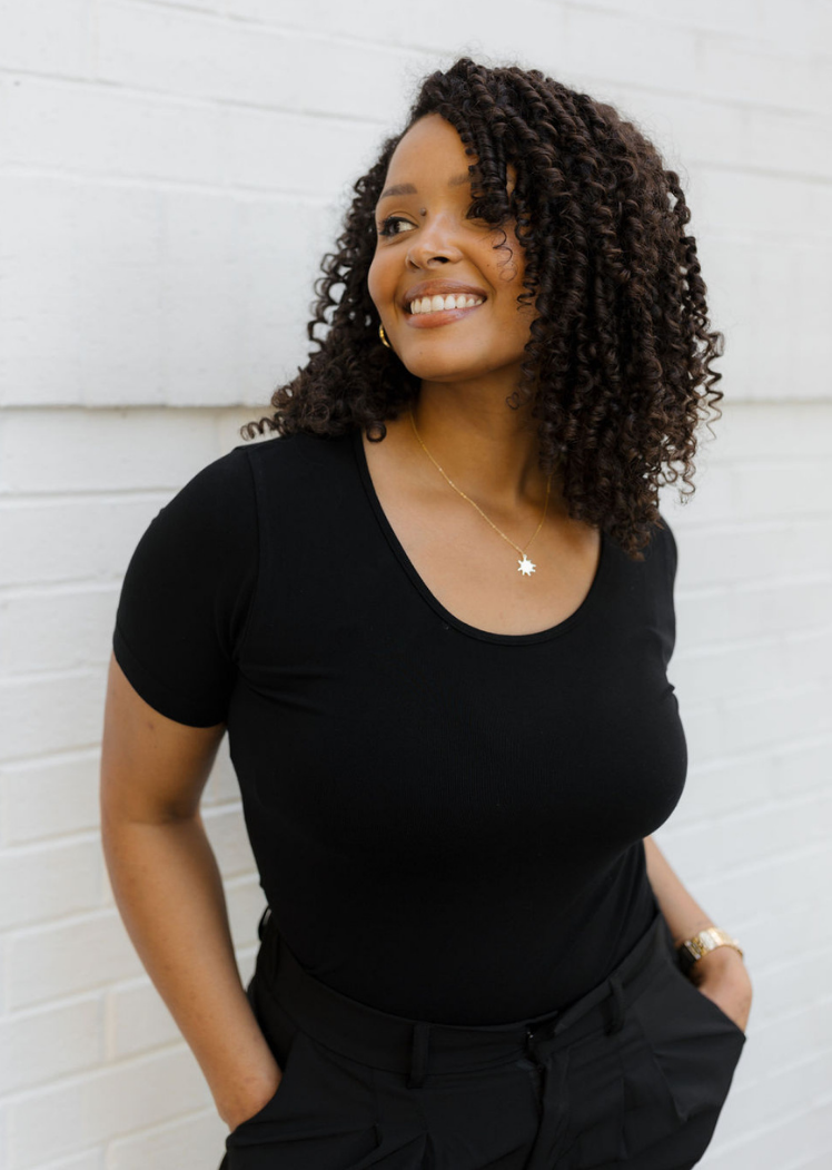 ELIETIAN - Vendita all'ingrosso Maglietta - Donna - Top a manica corta - Curvy Fit22