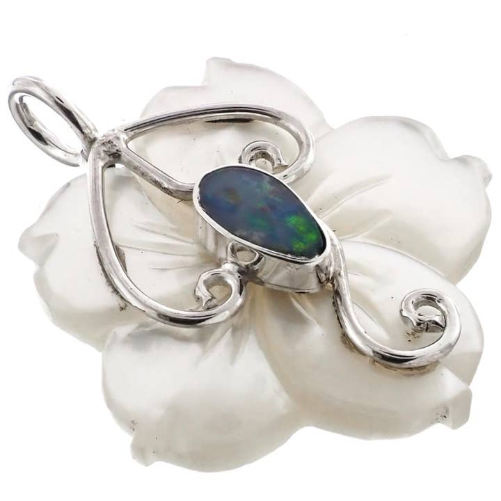 925er Silber Perlmutt Muschel Natürlicher Opal Blume Sterlingsilber Anhänger, 3,5 cm für den Großhandel von FifiRose