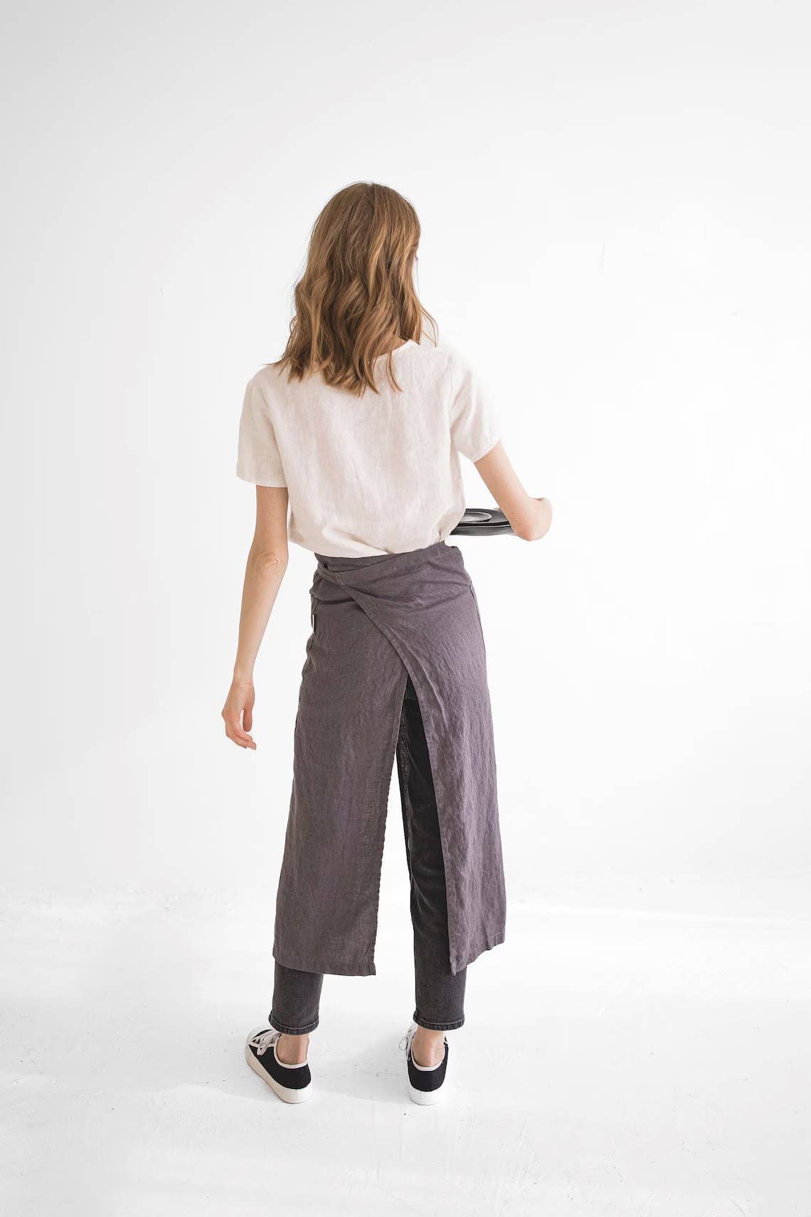 Epic Linen - Wholesale Apron - Split Leg Linen Apron2