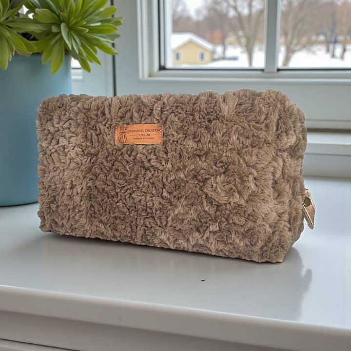 Astuccio nomade M, "Courchevel" marrone per la vendita all'ingrosso da parte di Emmanuel Création