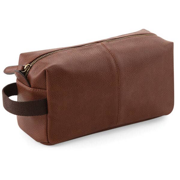 Logo Free Clothing – wholesale Toiletry bag – Unisex – Quadra NuHide® Washbag | 2 Litre Capacity | Faux Leather | Tan or Black | One Size