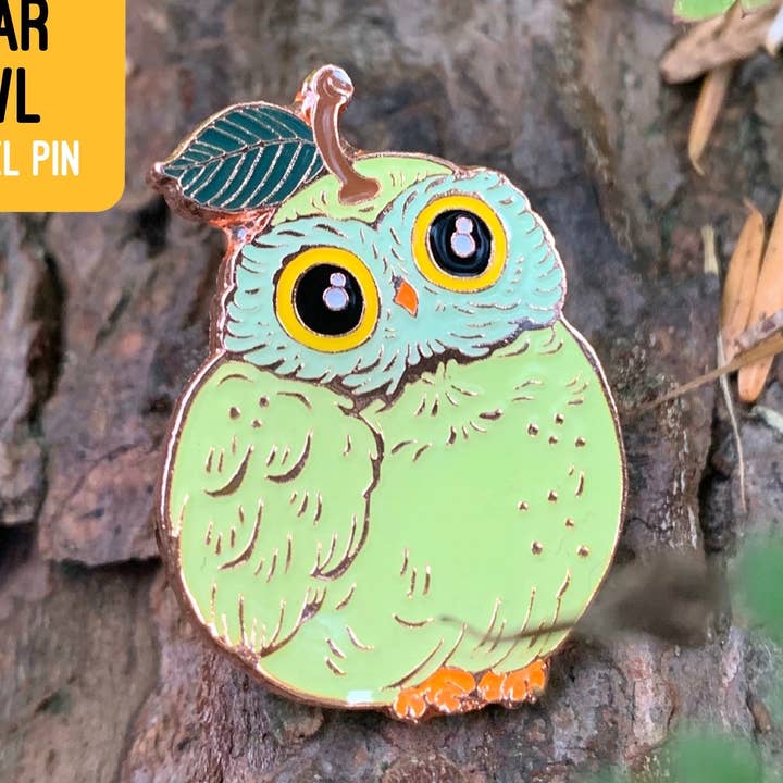 Päron Uggla Katt Emaljpin för wholesale av Paper Puffin