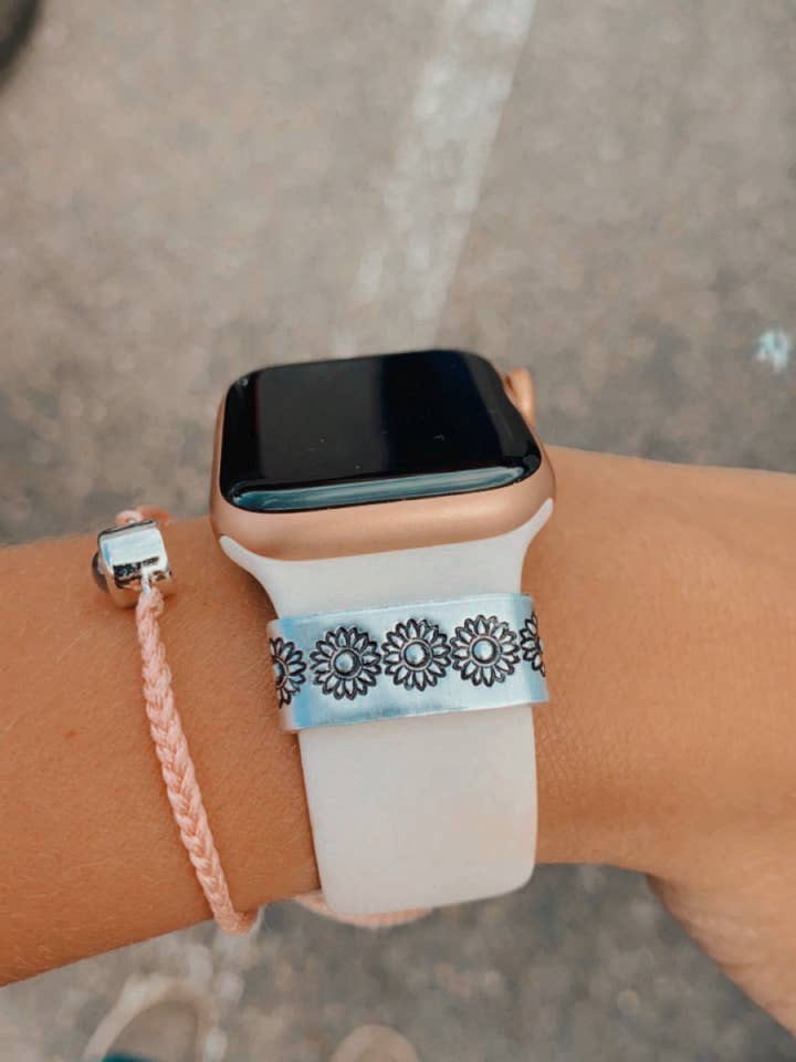 Manchette Sunflower pour Apple Watch pour la vente par Diamond Basin Design Co.