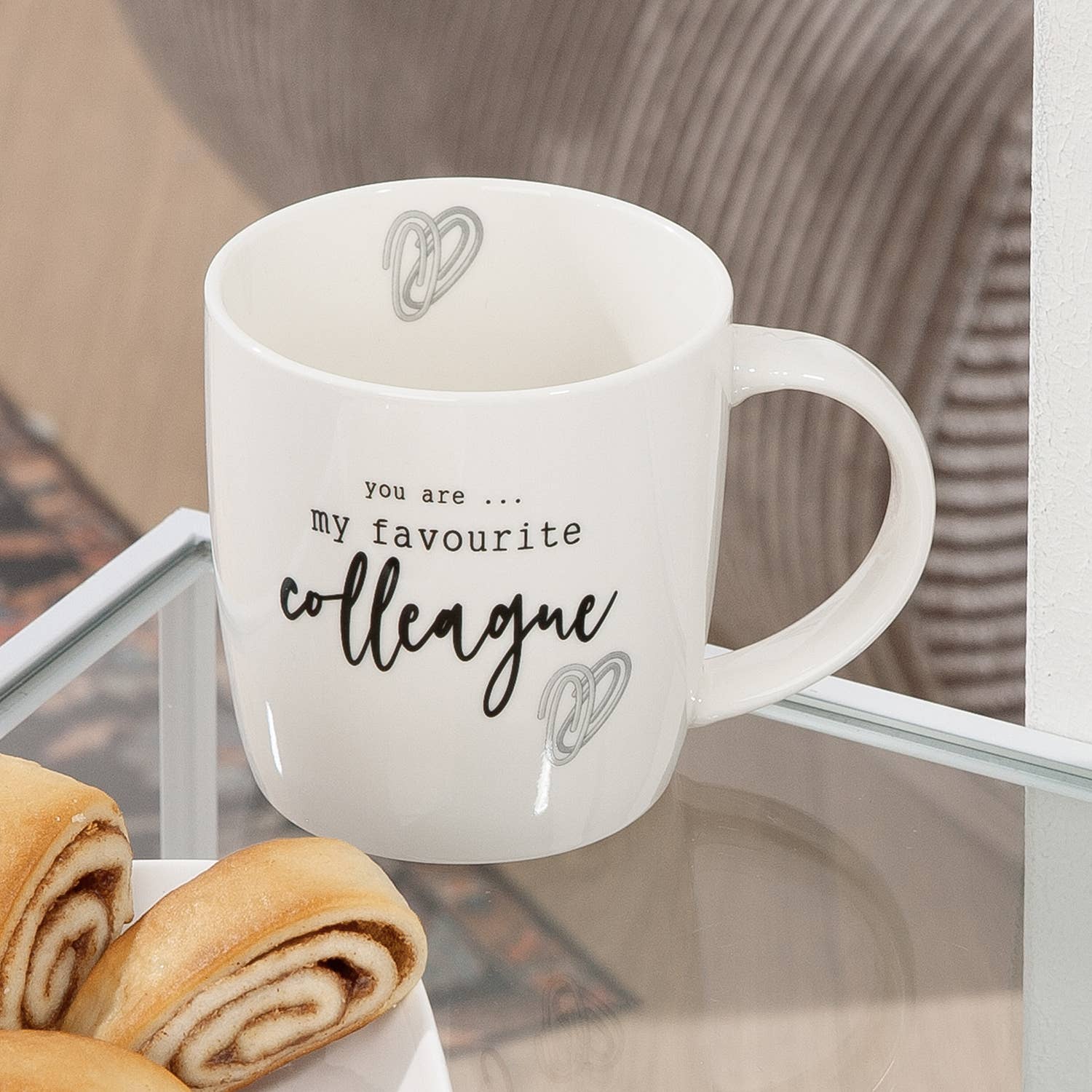 noir/blanc Tasse/mug Favourite Collegere, H.9 cm en vente sur Faire1