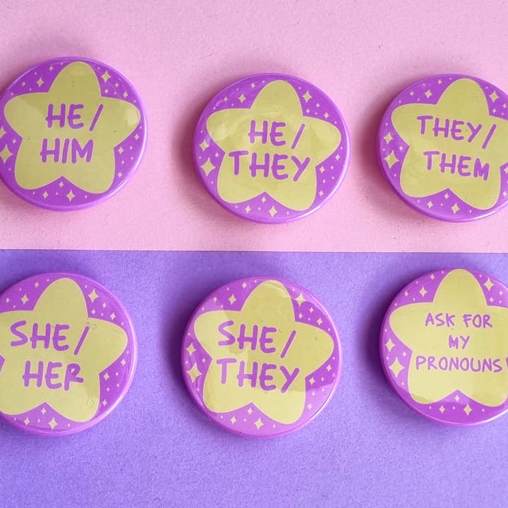 Badges pronom étoile rose | Mignon | Ensemble-cadeau | LGBTQIA+ pour la vente par FuzziesArtDesigns