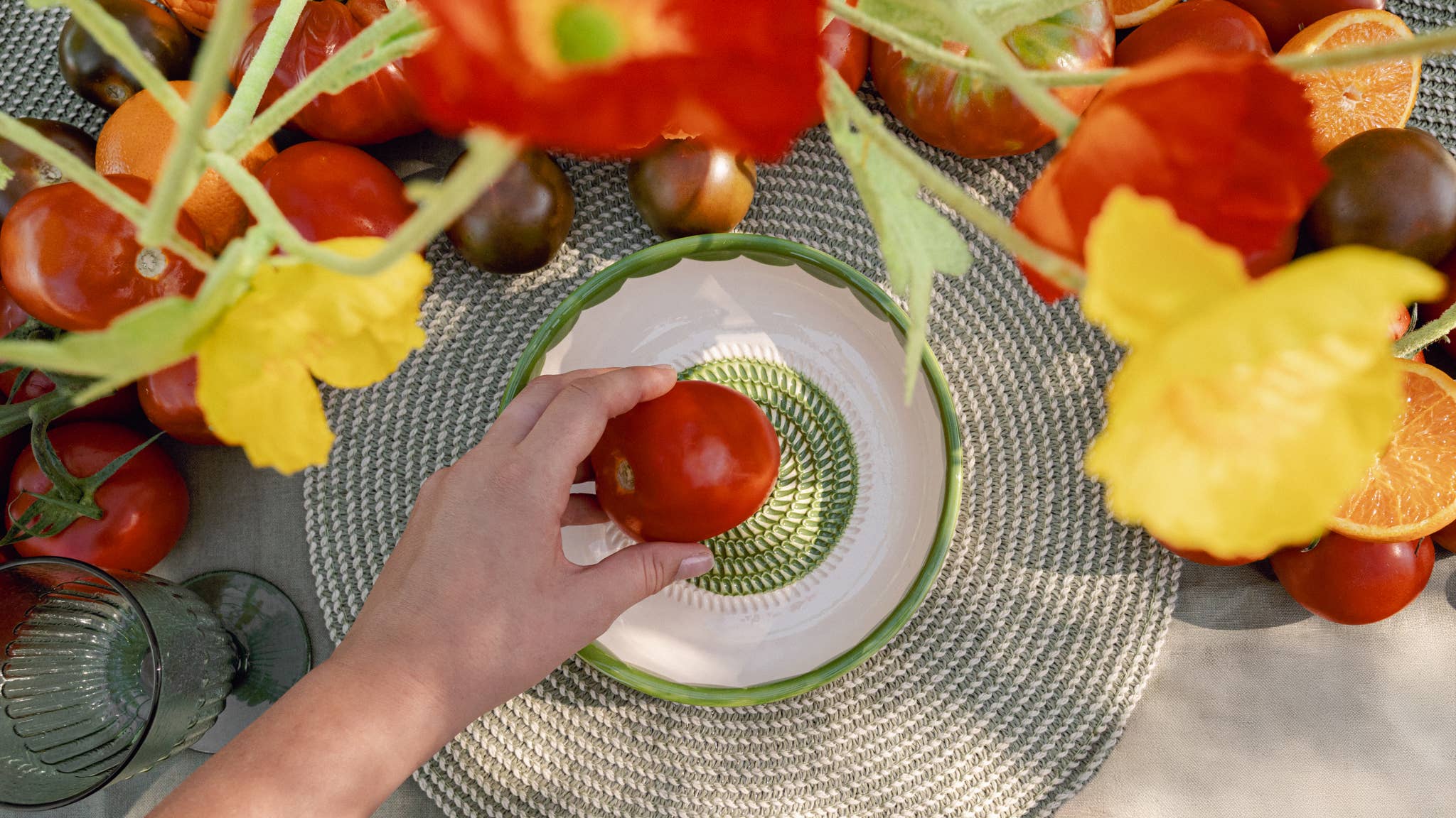 Alfar Tierra Cocida - Wholesale Grater - Vintage Pottery Grater Bowl – Green and White / ROOTS2