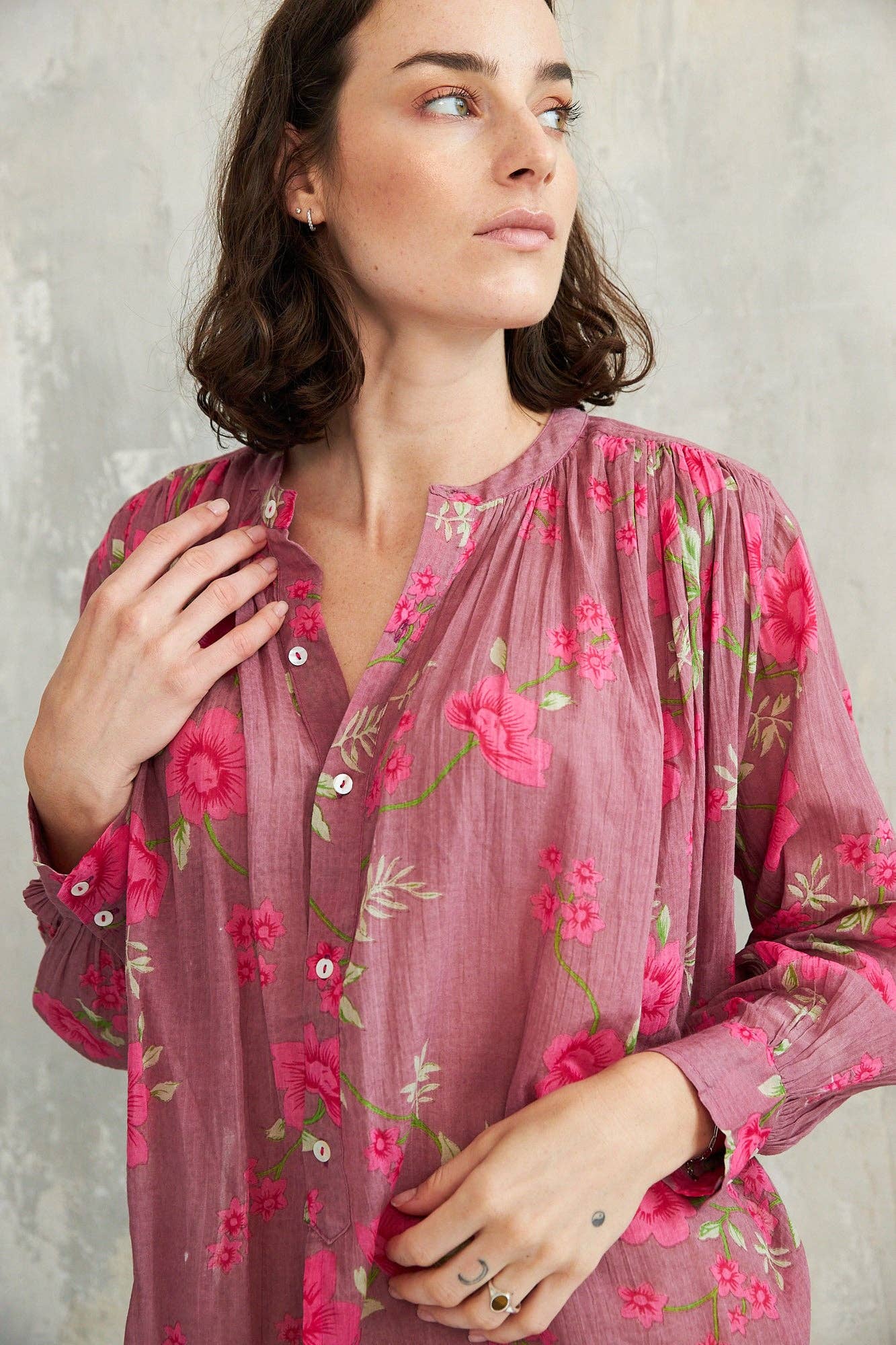 rose garden violine MEERA SHIRT for wholesale on Faire1