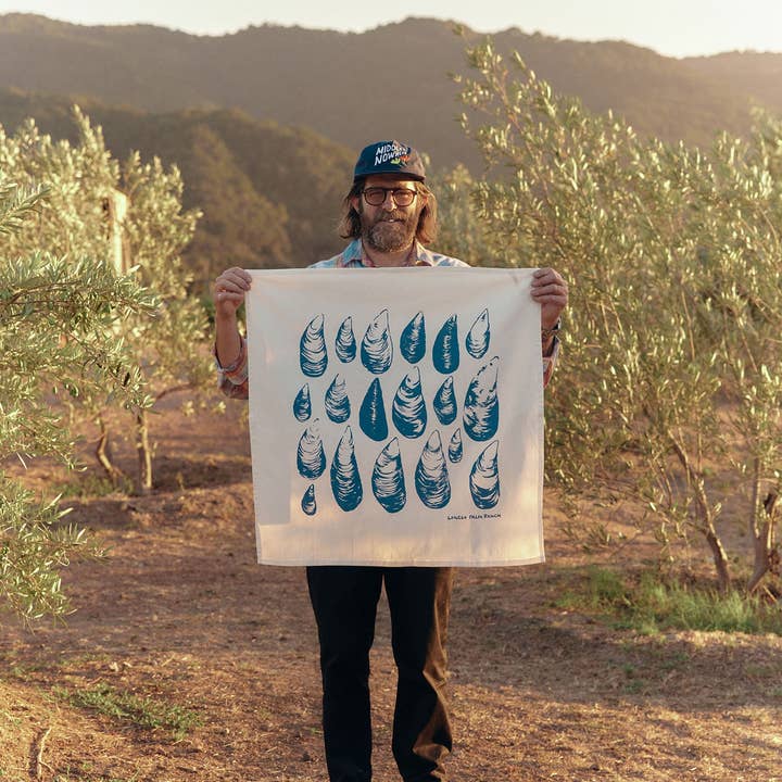 Lonely Palm Ranch - Wholesale Tea Towel - True Blue Seashell 28" Tea Towel - Silkscreened 100% Cotton3