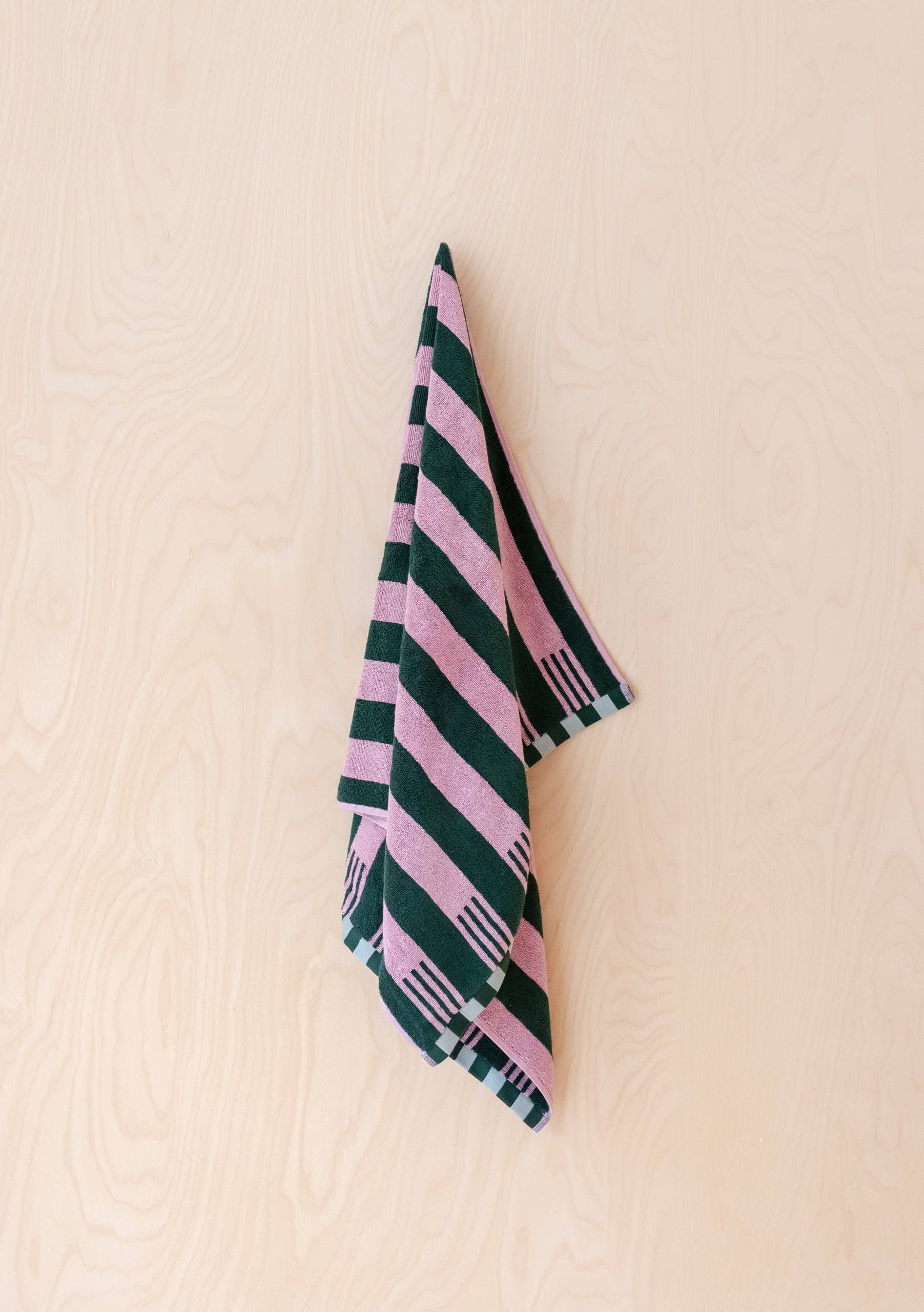 TBCo – wholesale Bath towel – Terry Cotton Towels in Rose Stripe6