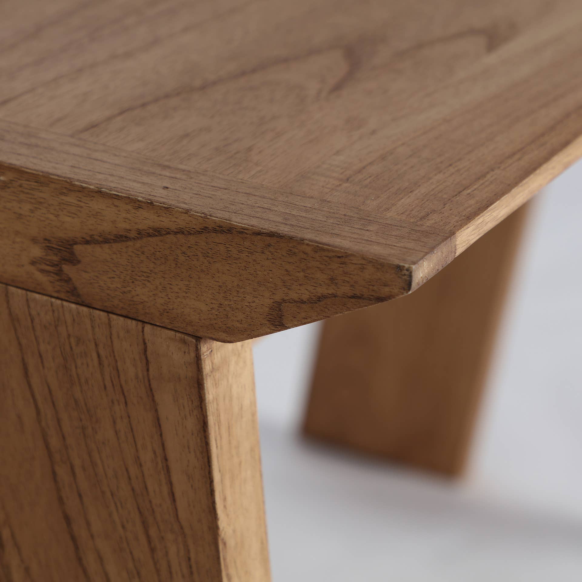 Kodu - Venta al por mayor Juegos de escritorio - Escritorio de madera mindi en color marrón  de 120x65x77cm5