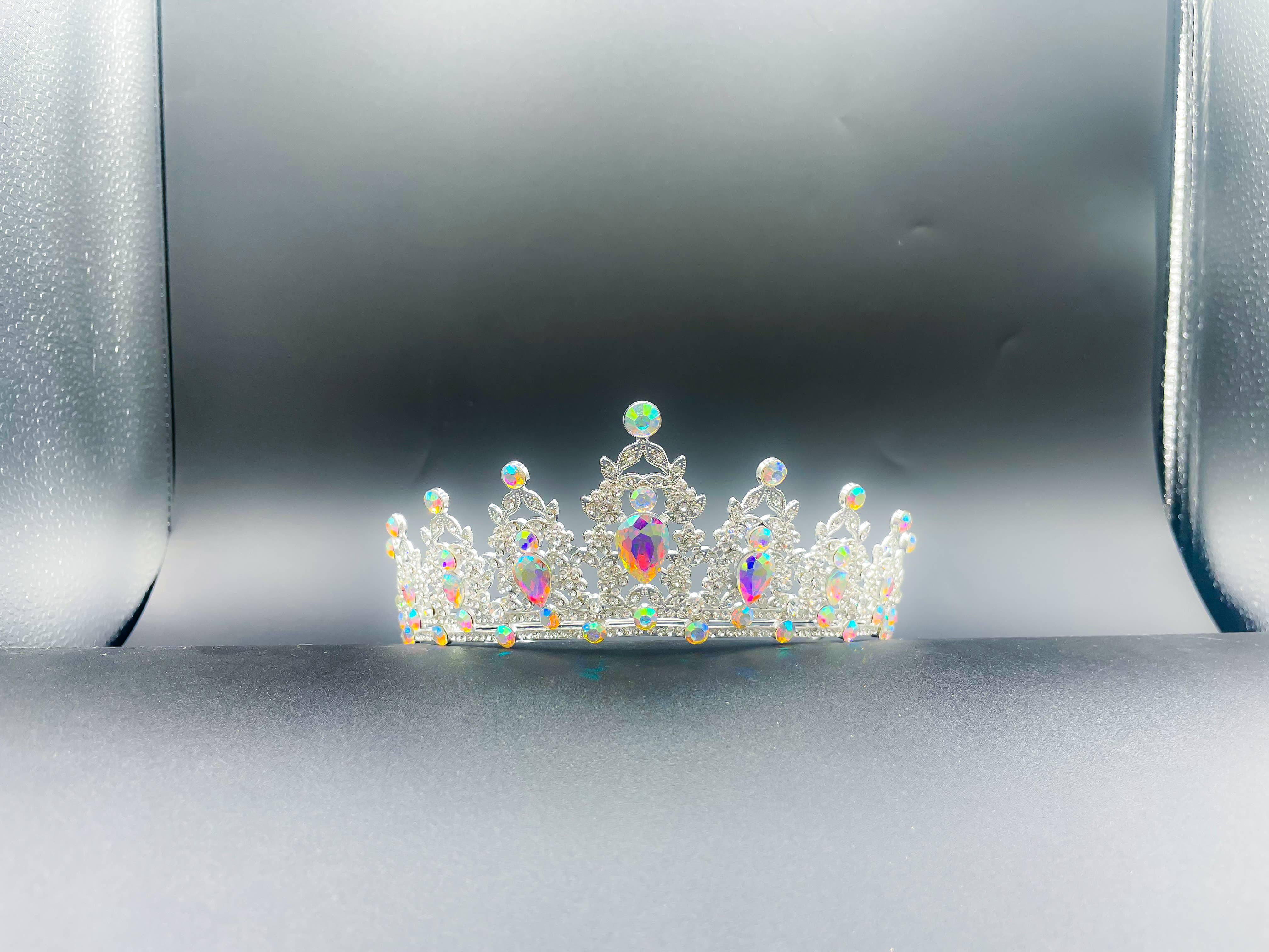 Elegant World Corporation - Vente Diadème – femme - Diadèmes en cristal et strass, couronnes, Quinceañera Bridal Wedding 32